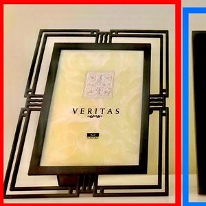 SOLD - Veritas Metal Black Photo Frame - red box